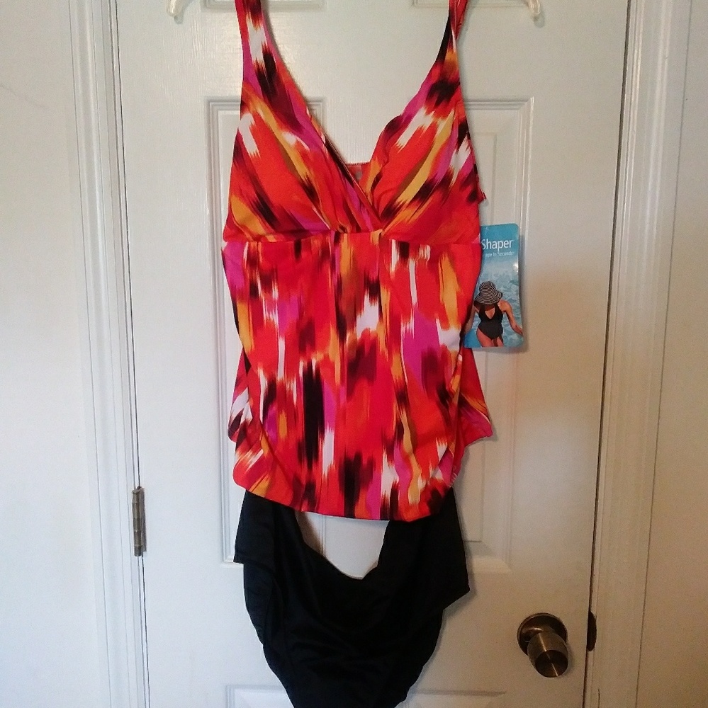 New W/tag Slimmer Fit Swim suit.